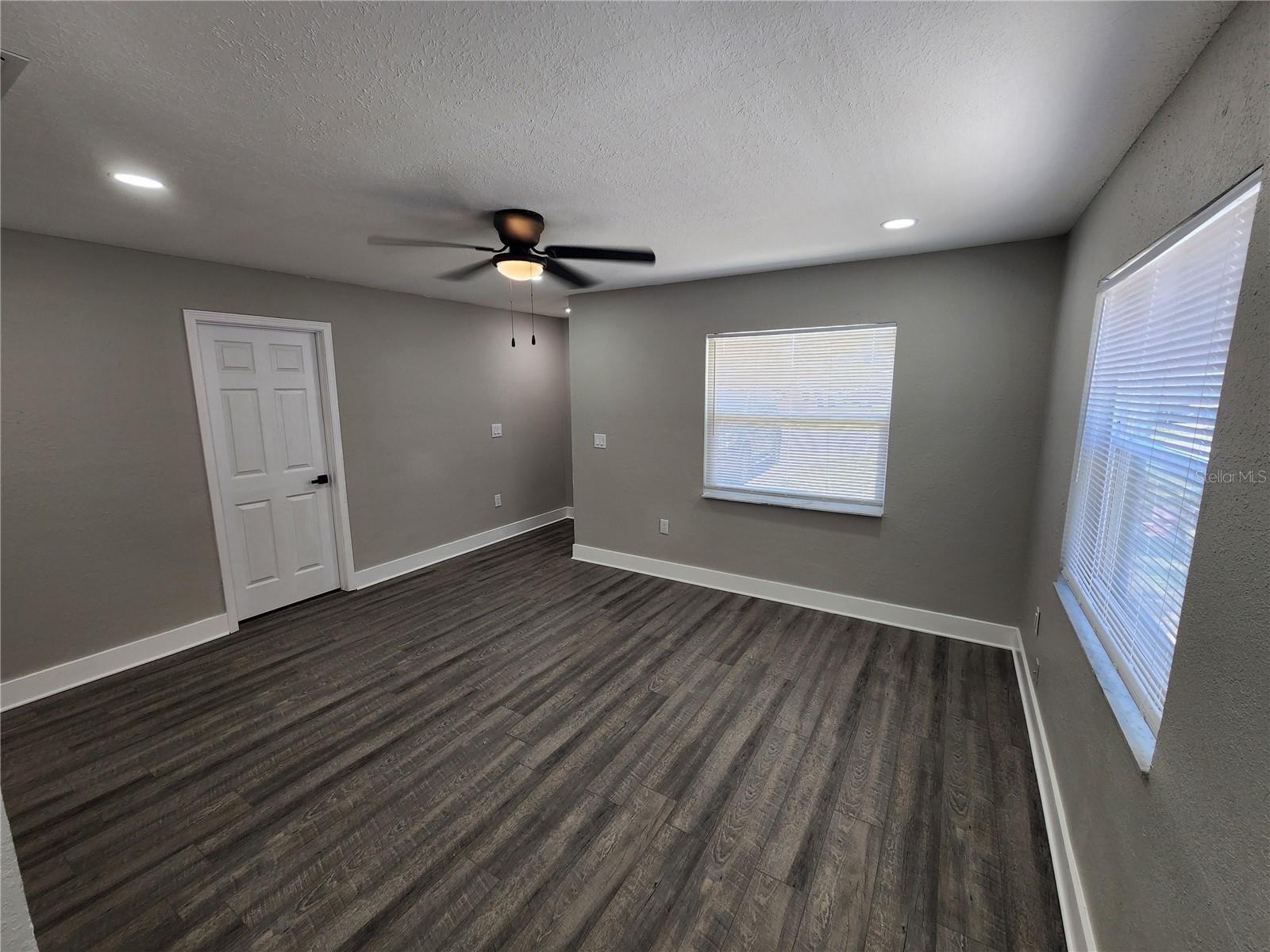 Image 24 of 82 For 1211 62nd Avenue E