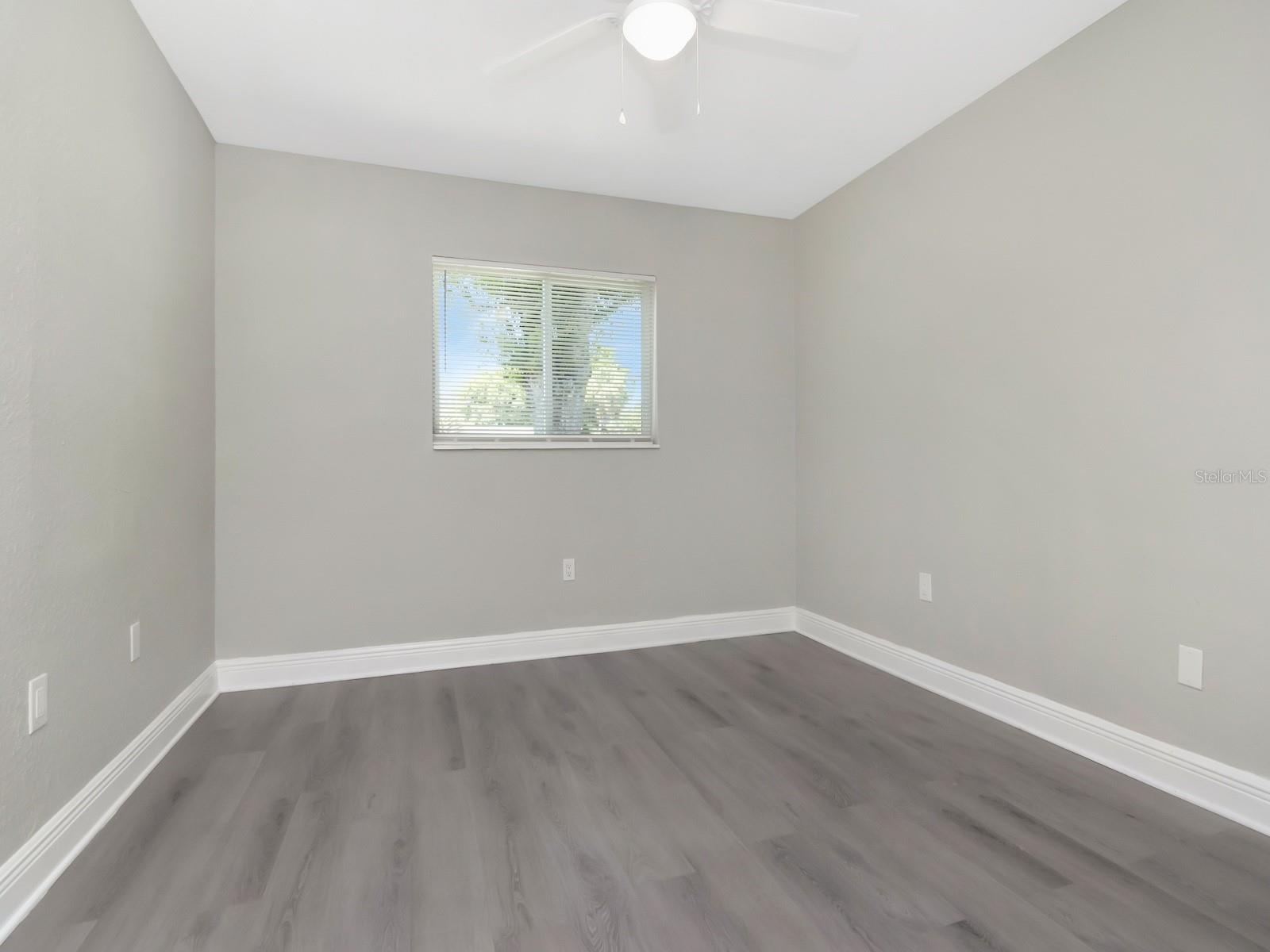 Image 70 of 82 For 1211 62nd Avenue E