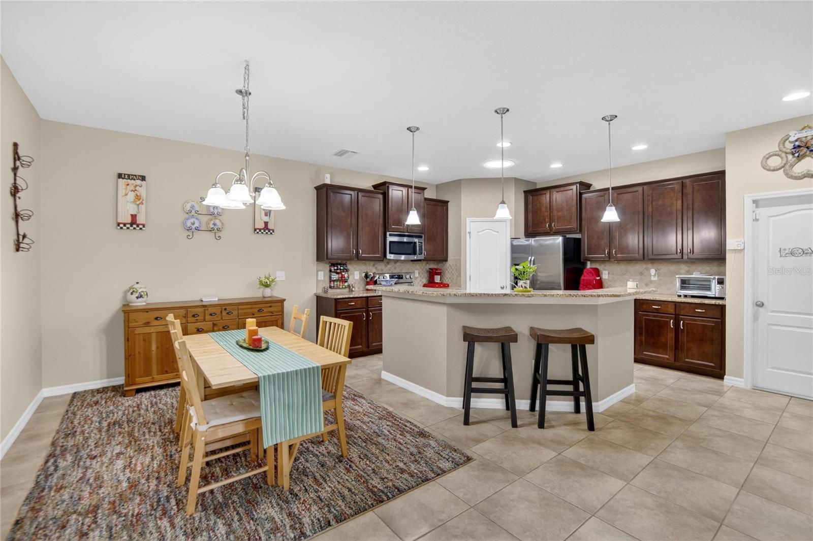 Image 11 of 61 For 7418 Surrey Pines Drive