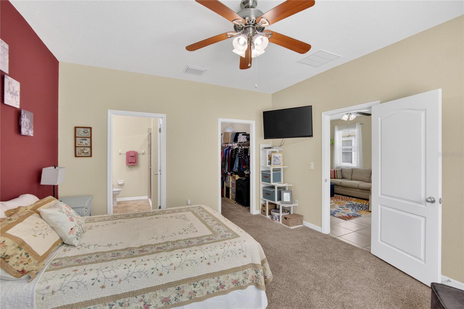 Image 21 of 61 For 7418 Surrey Pines Drive