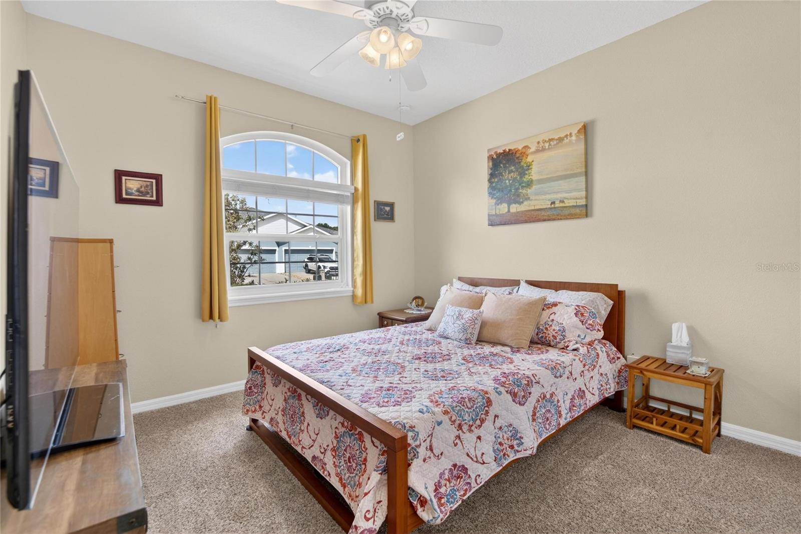 Image 26 of 61 For 7418 Surrey Pines Drive