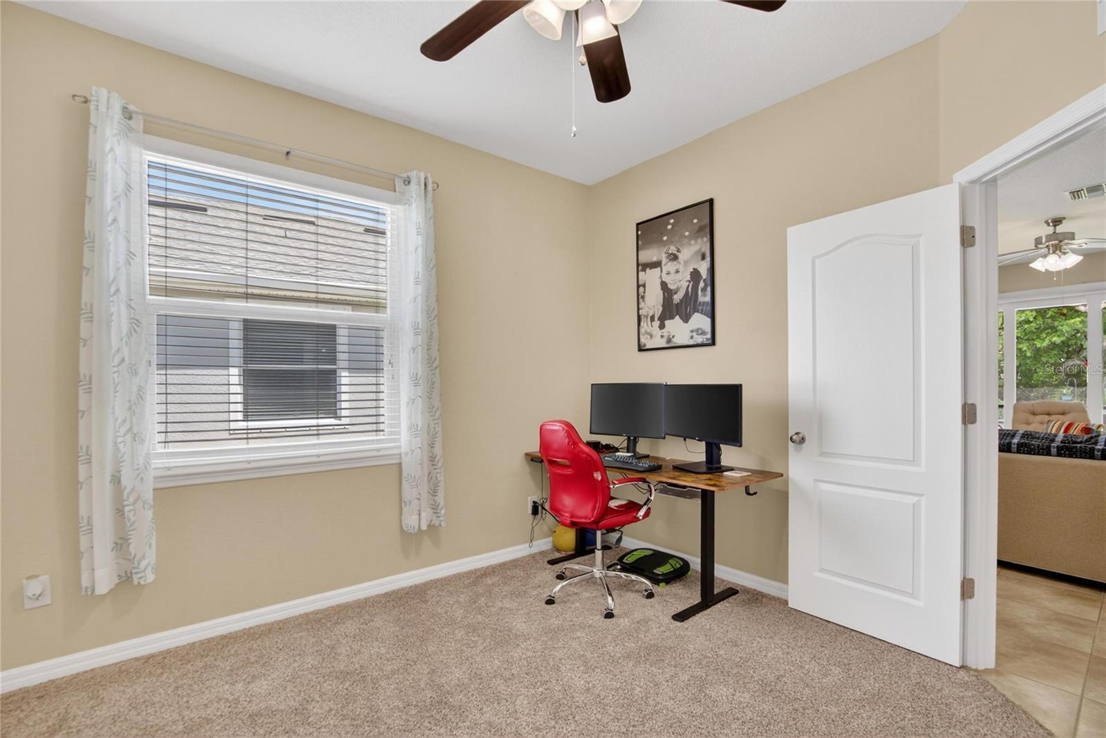 Image 32 of 61 For 7418 Surrey Pines Drive