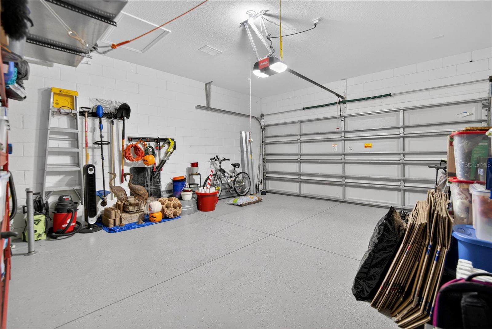 Image 37 of 61 For 7418 Surrey Pines Drive