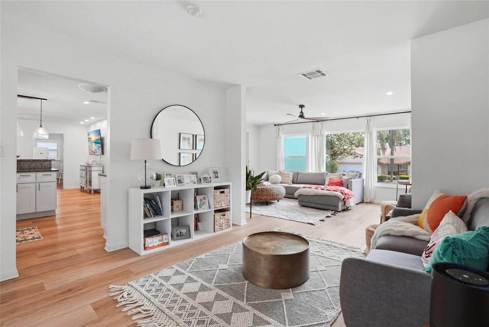 Image 11 of 49 For 2089 Swan Lane