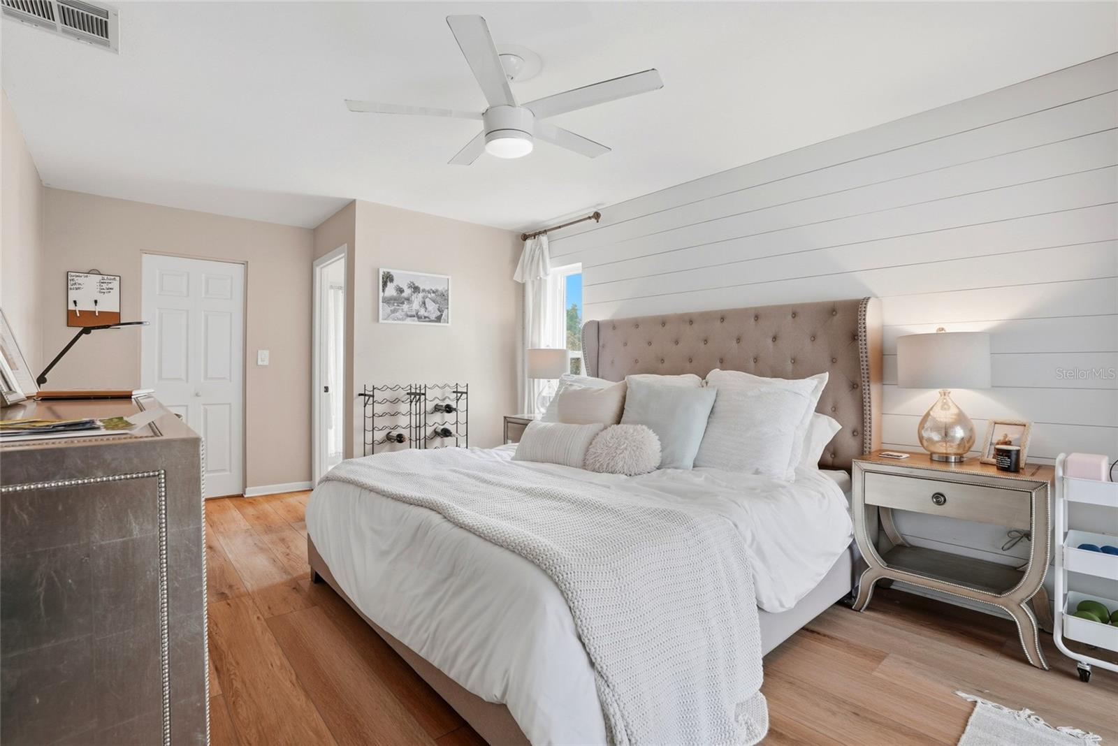 Image 12 of 49 For 2089 Swan Lane