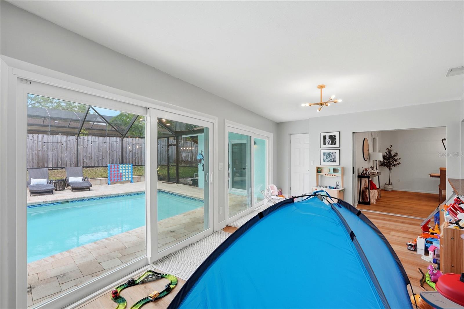 Image 26 of 49 For 2089 Swan Lane