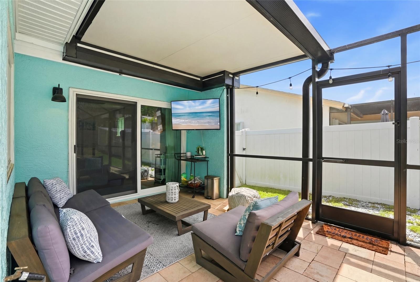 Image 39 of 49 For 2089 Swan Lane