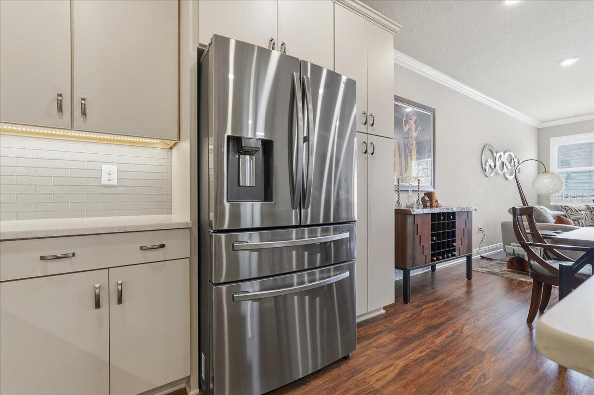 Image 16 of 66 For 603 Ozona Village Drive