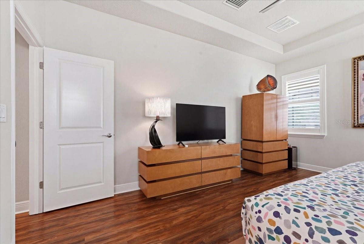 Image 24 of 66 For 603 Ozona Village Drive