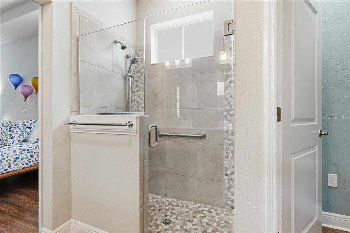 Image 29 of 66 For 603 Ozona Village Drive