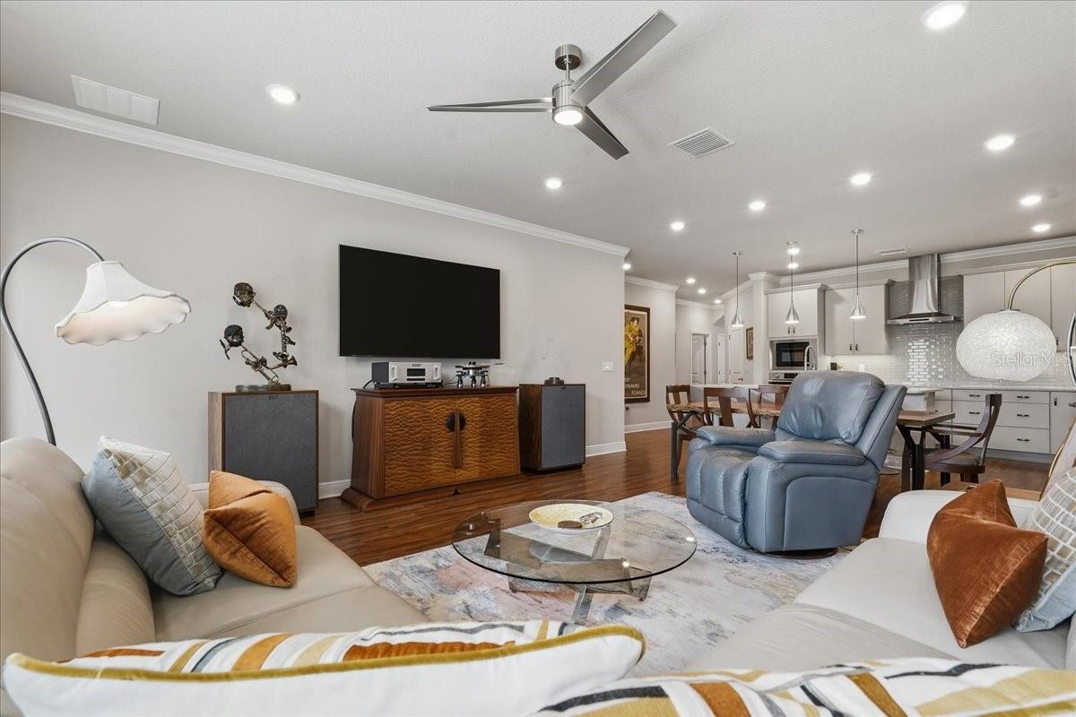 Image 5 of 66 For 603 Ozona Village Drive