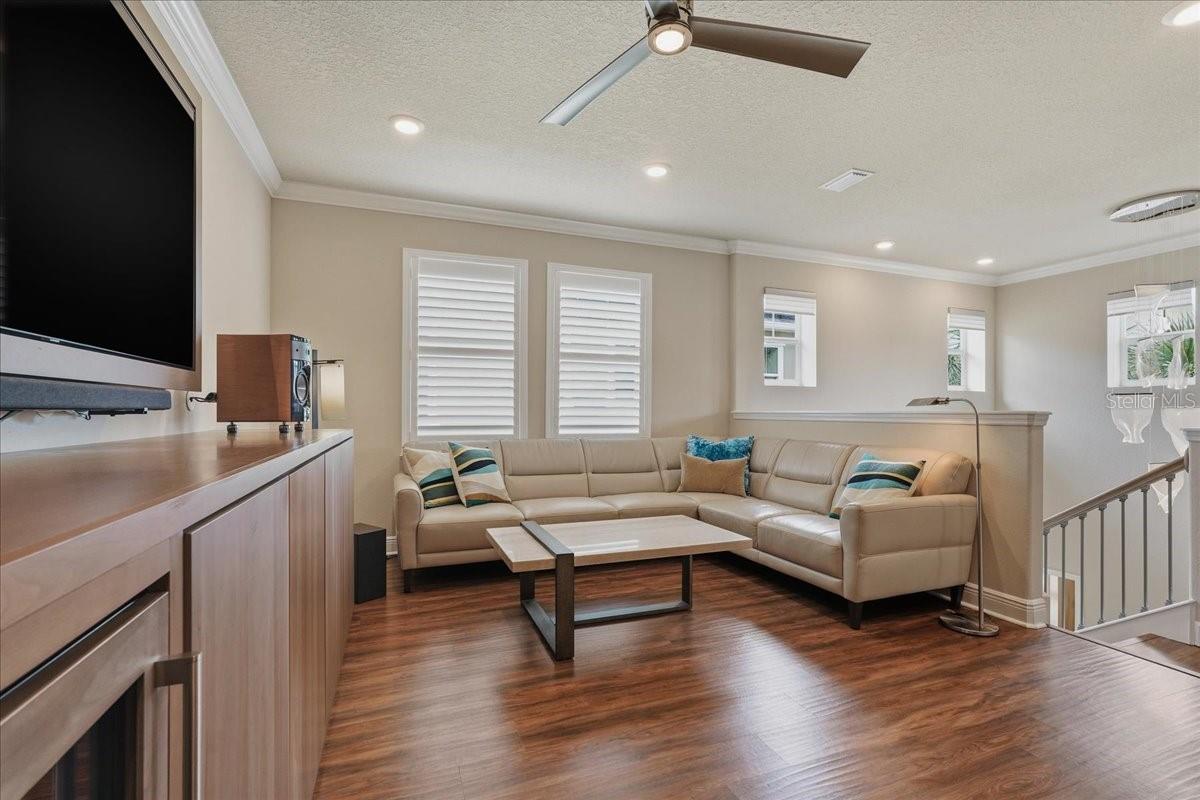 Image 7 of 66 For 603 Ozona Village Drive