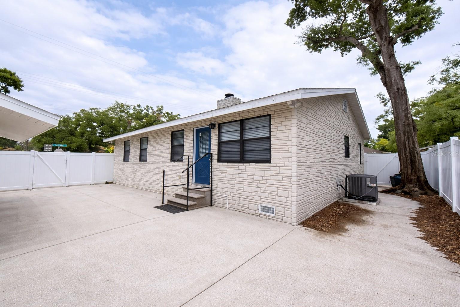 Image 13 of 15 For 7218 Highland Avenue