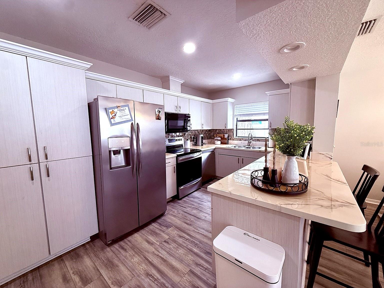 Image 3 of 15 For 7218 Highland Avenue