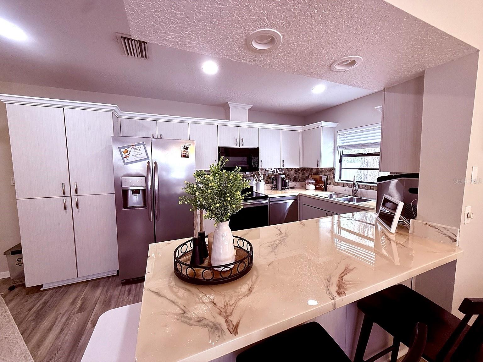 Image 4 of 15 For 7218 Highland Avenue