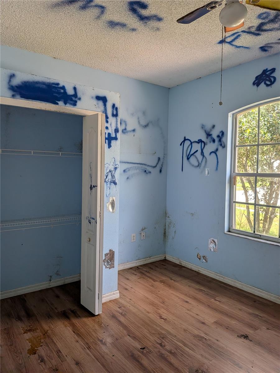 Image 16 of 21 For 22836 Marsh Wren Drive