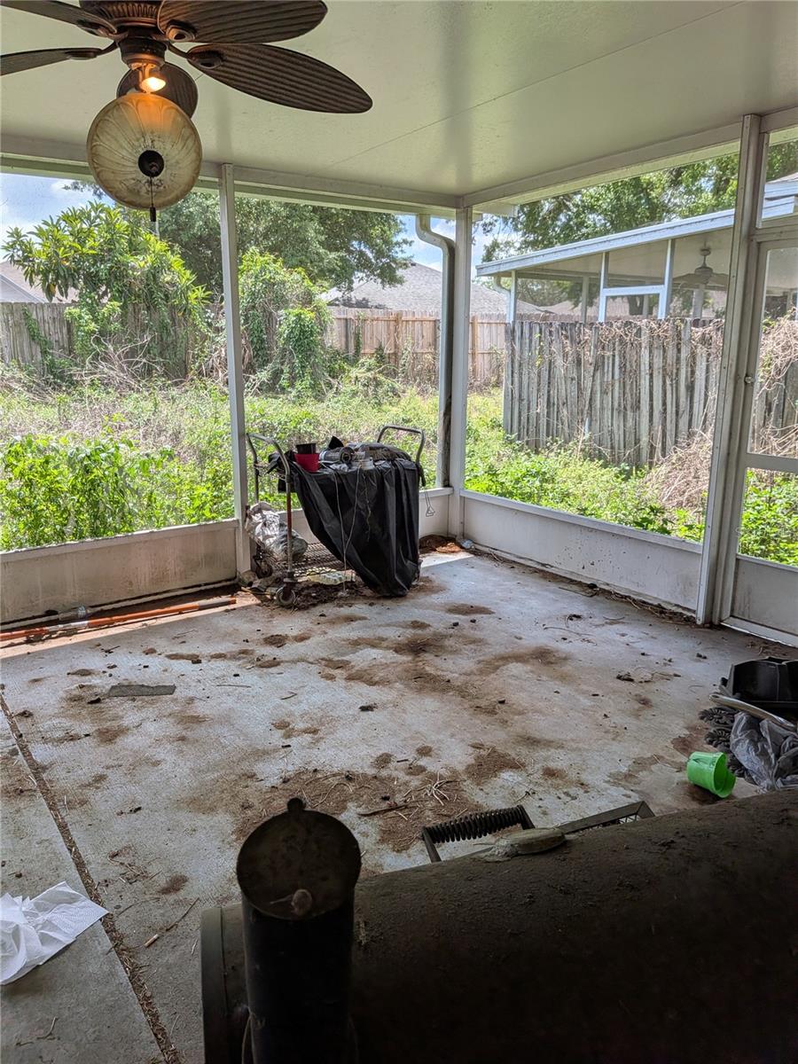 Image 19 of 21 For 22836 Marsh Wren Drive