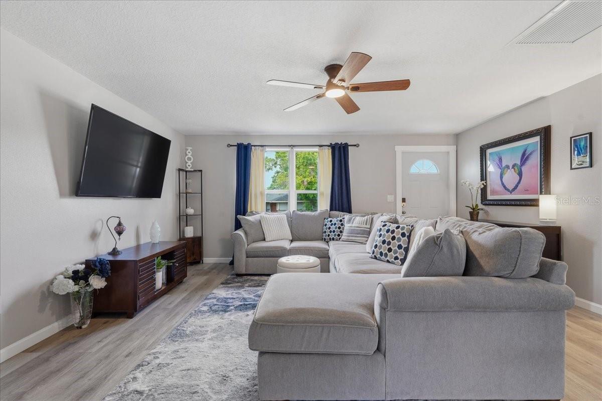 Image 14 of 43 For 300 Sweetgum Court