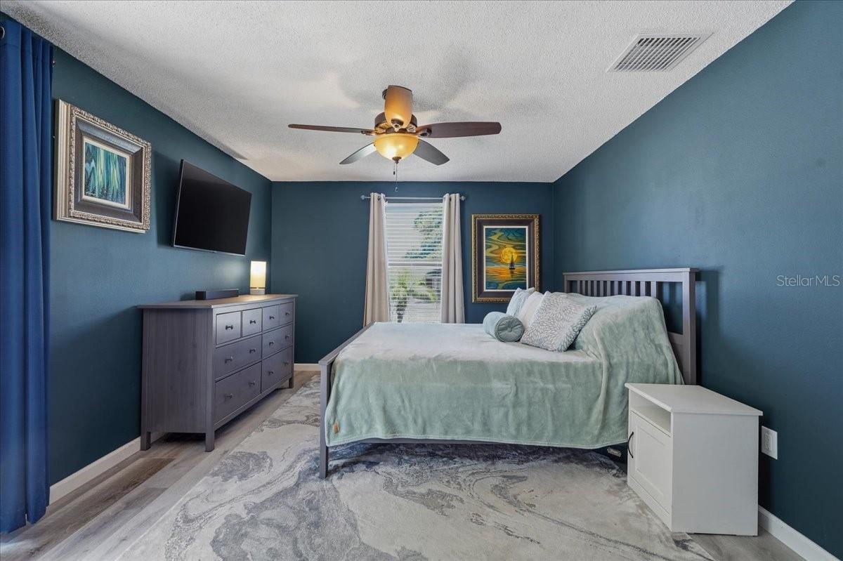 Image 22 of 43 For 300 Sweetgum Court