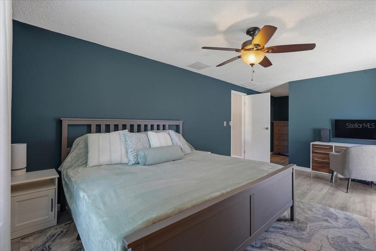 Image 23 of 43 For 300 Sweetgum Court