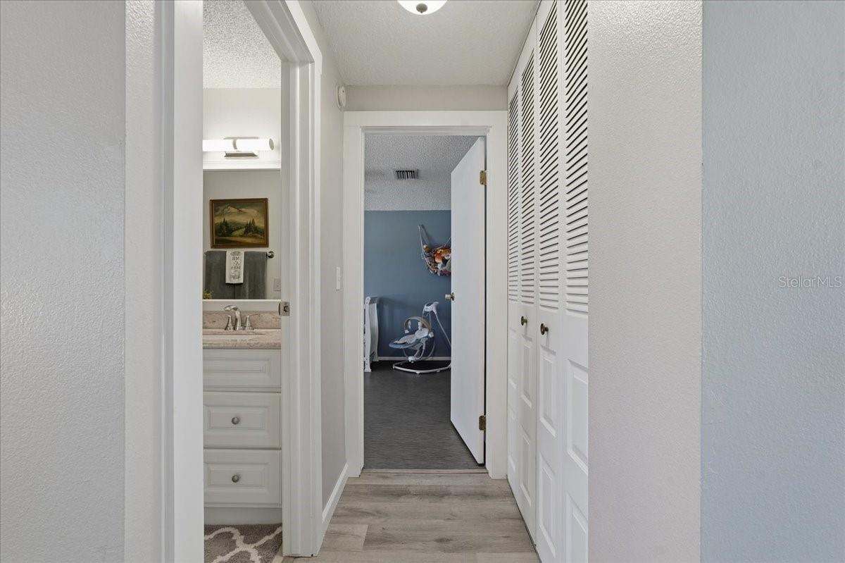 Image 28 of 43 For 300 Sweetgum Court