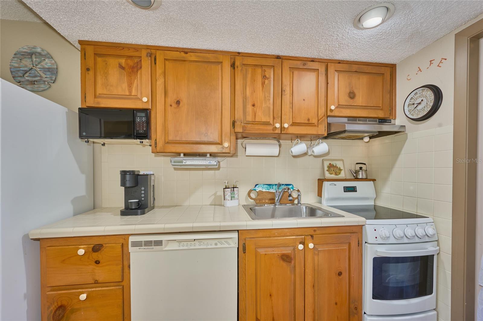 Image 13 of 43 For 3200 River Ranch Boulevard 160