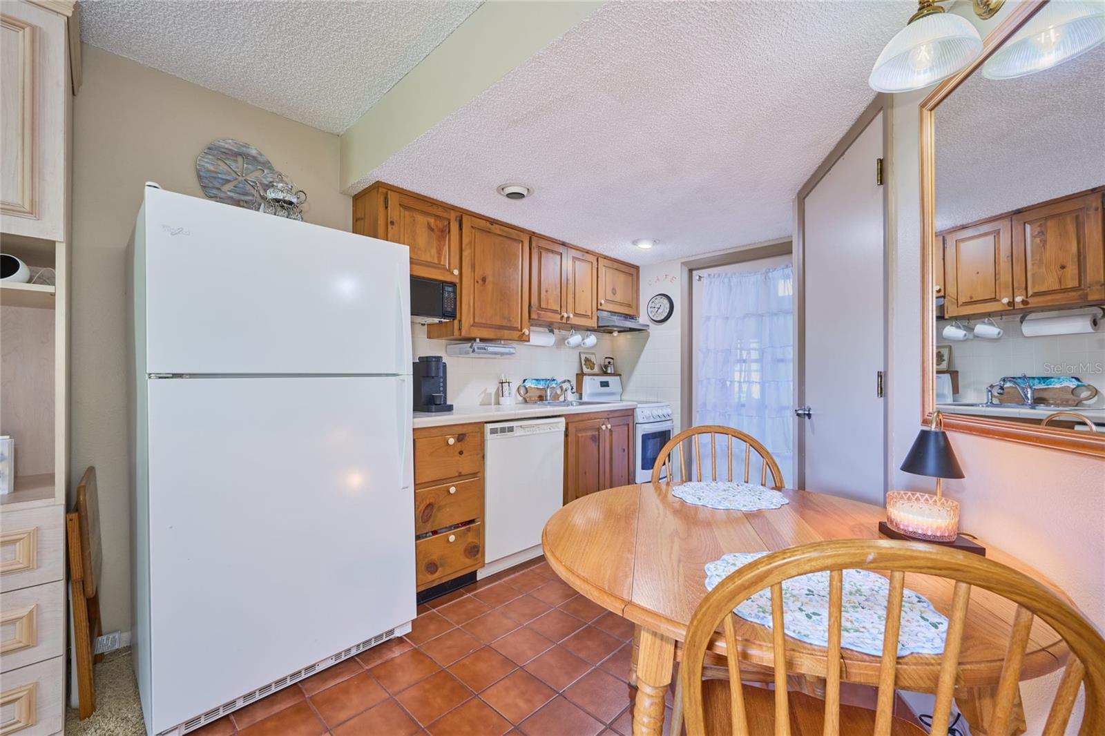 Image 9 of 43 For 3200 River Ranch Boulevard 160