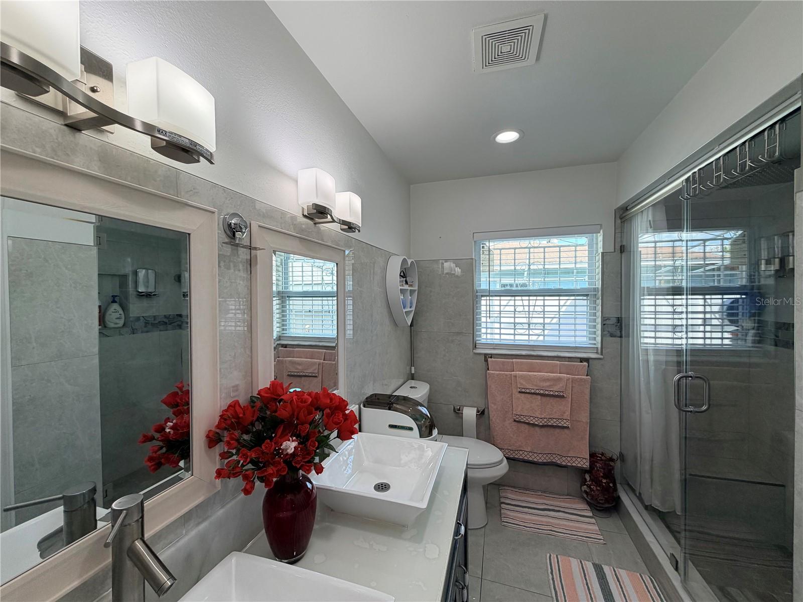 Image 18 of 36 For 1508 Knollwood Street