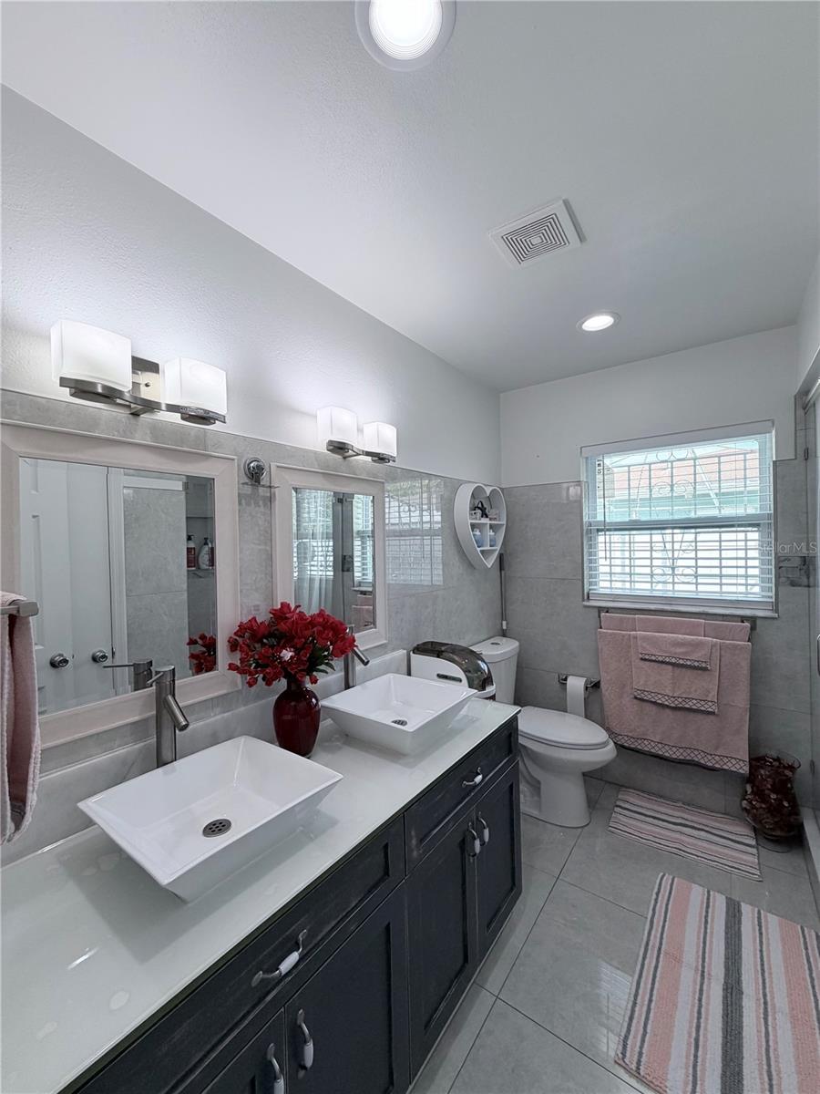 Image 19 of 36 For 1508 Knollwood Street