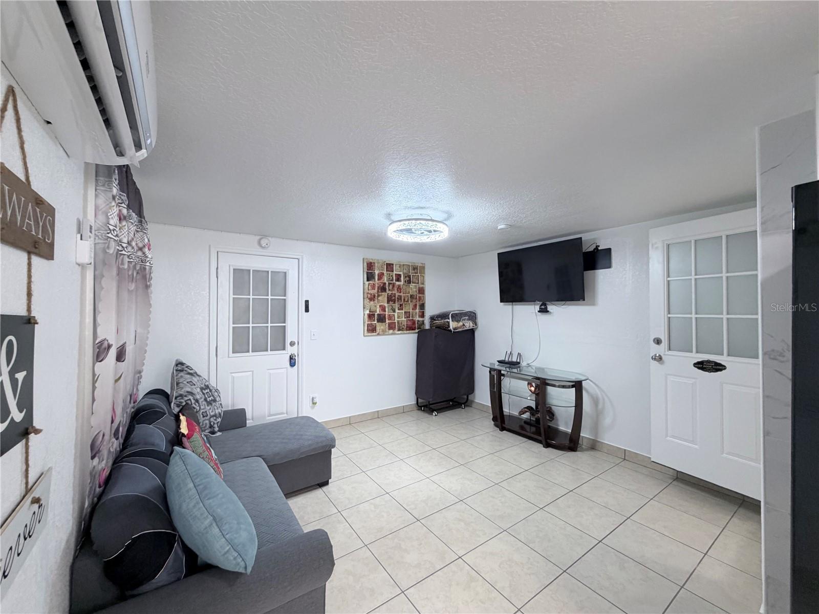 Image 23 of 36 For 1508 Knollwood Street