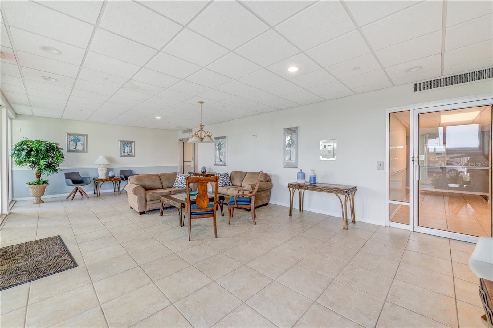 Image 13 of 23 For 400 64th Avenue 901