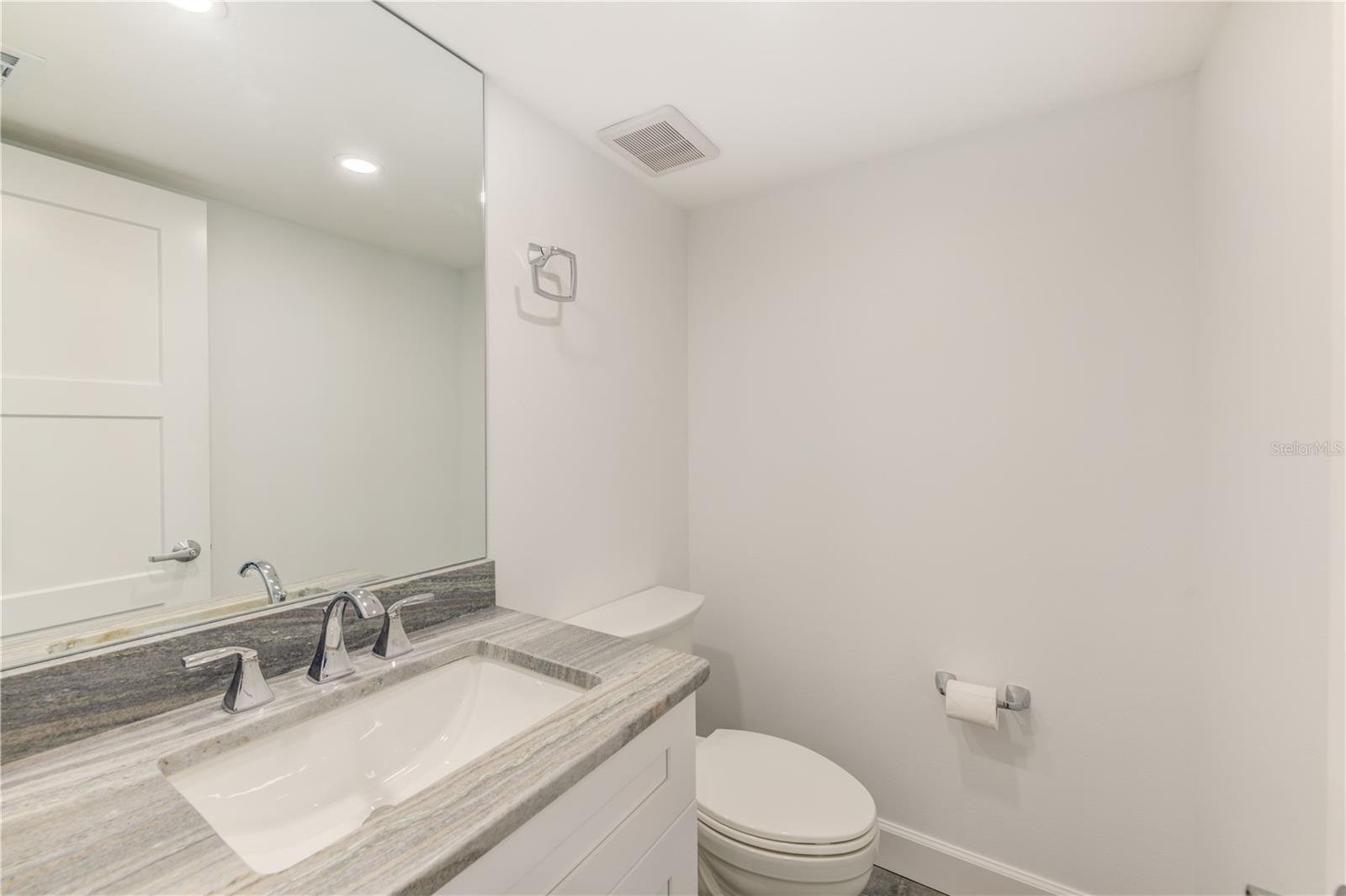 Image 9 of 23 For 400 64th Avenue 901