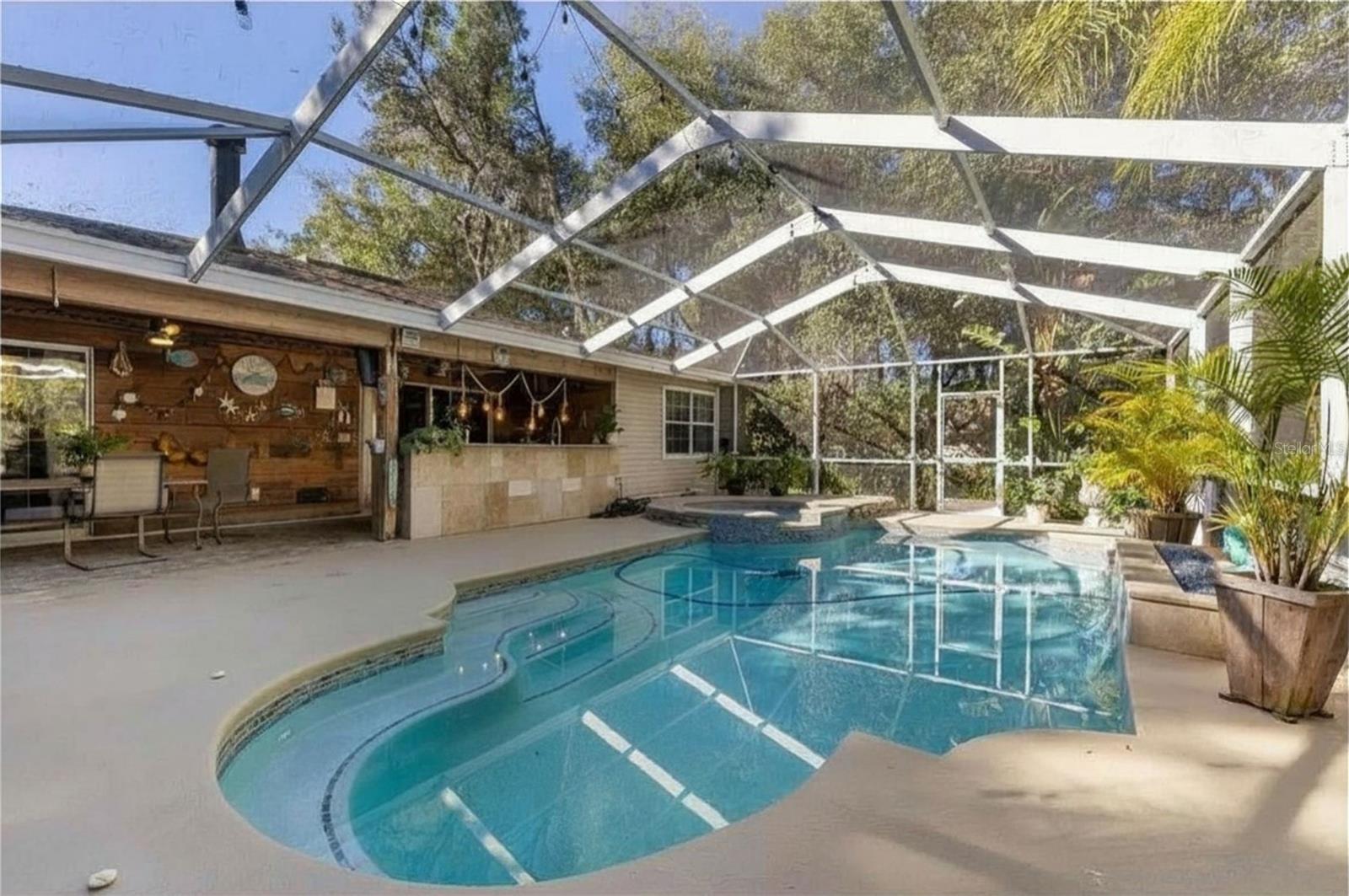 Listing photo id 33 for 9641 Fulton Avenue