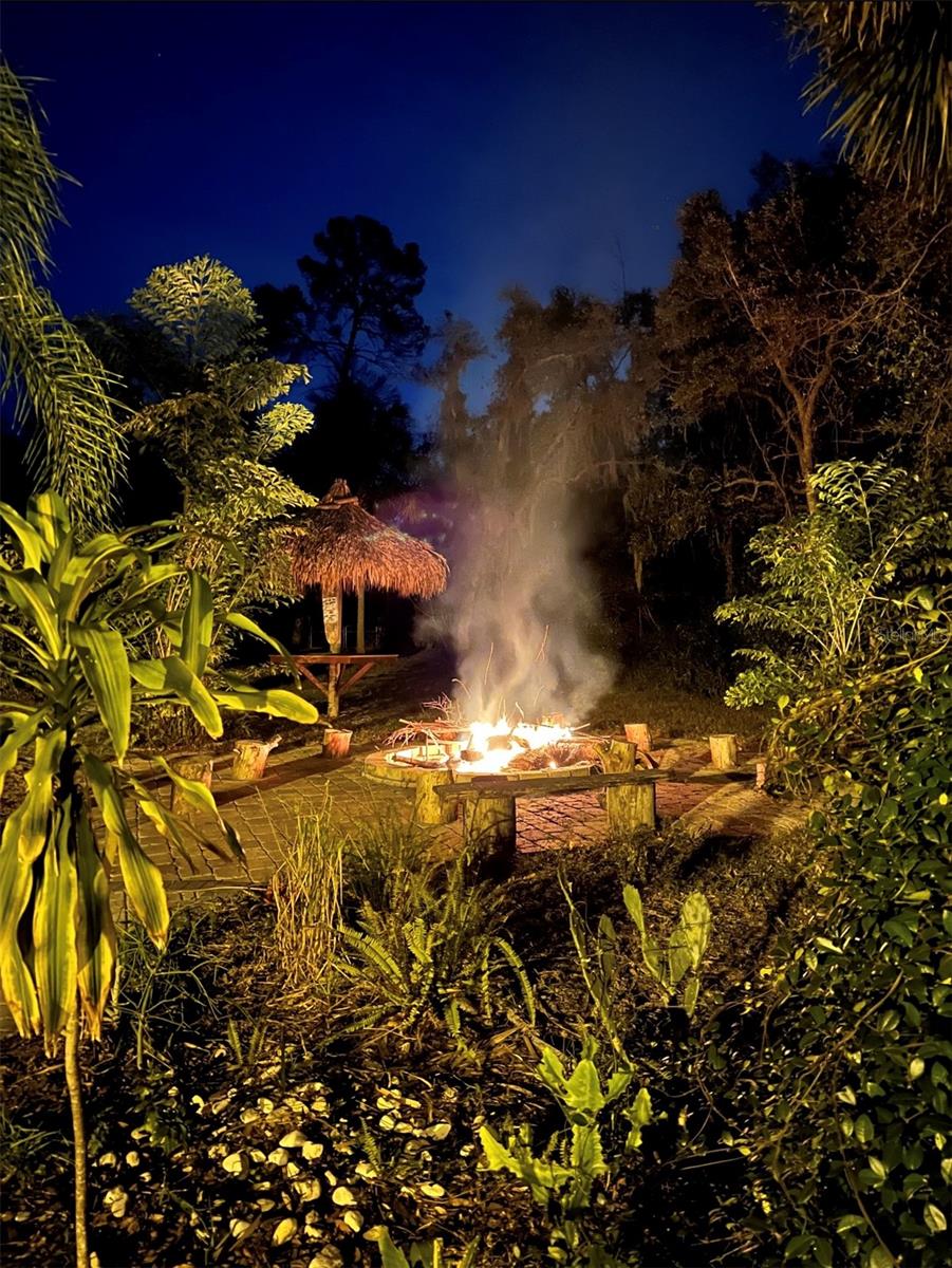 Listing photo id 47 for 9641 Fulton Avenue