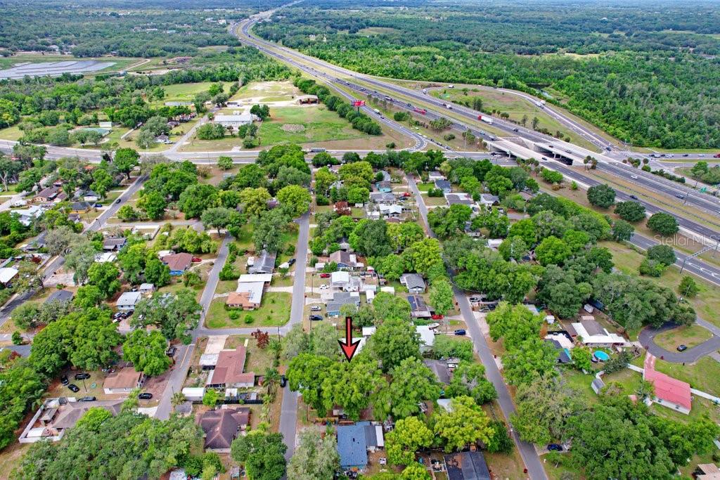 Image 5 of 39 For 906 Woodlawn Avenue