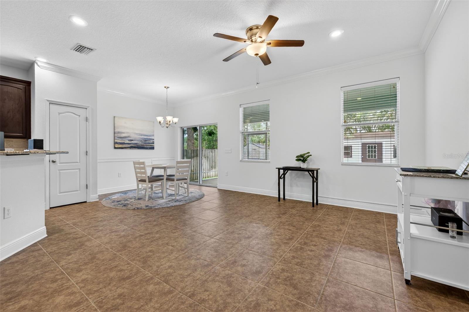 Image 13 of 33 For 3204 Marlin Avenue