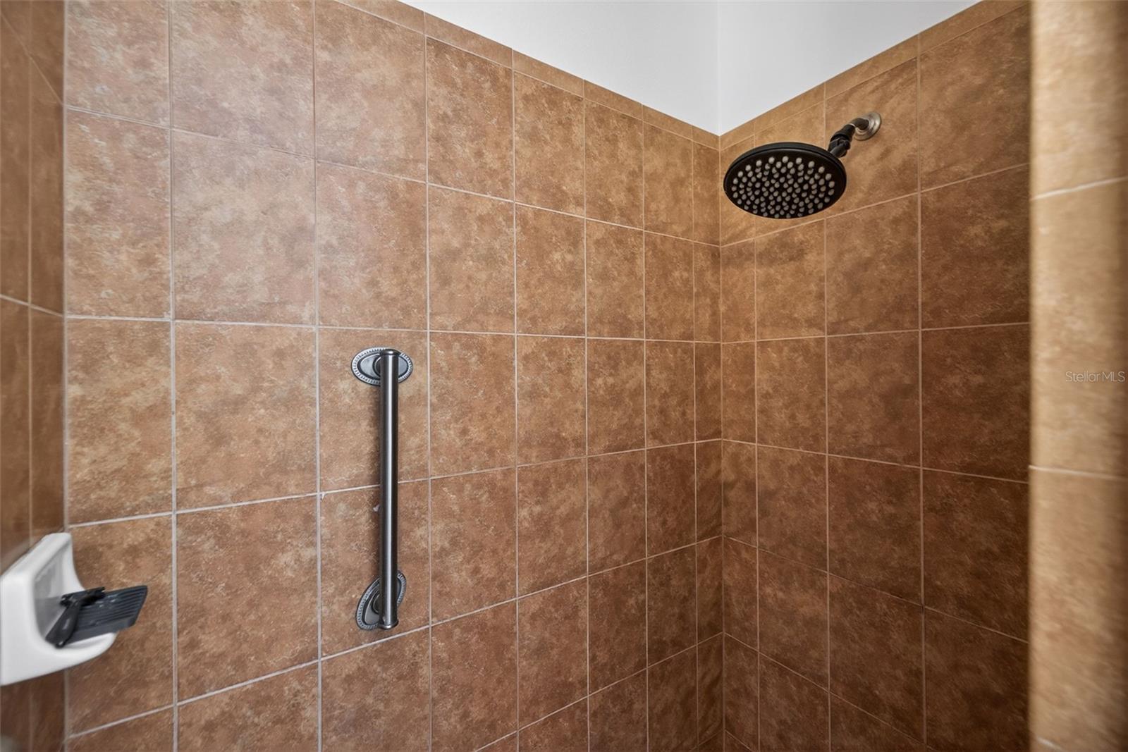 Image 25 of 33 For 3204 Marlin Avenue