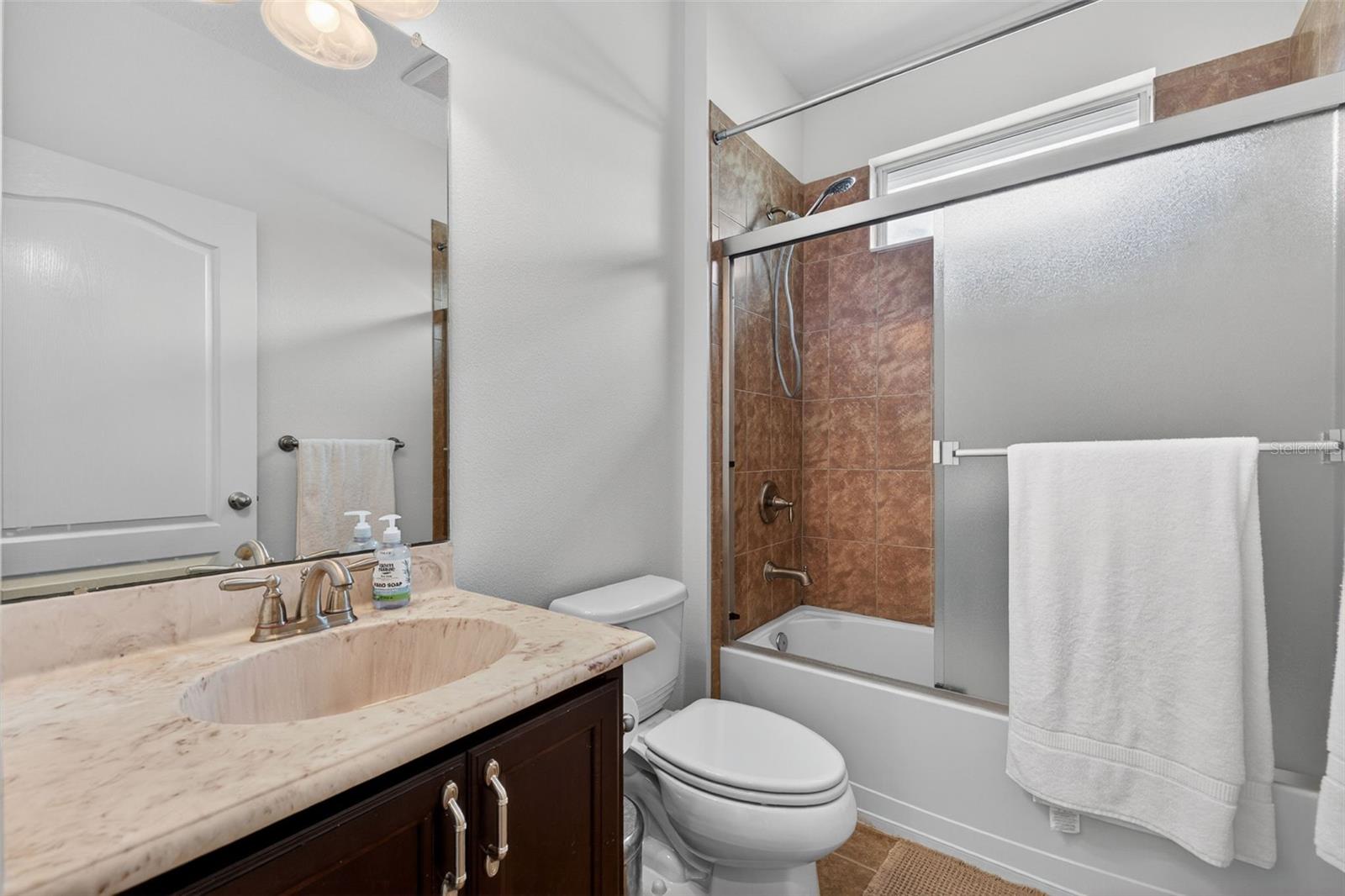 Image 26 of 33 For 3204 Marlin Avenue