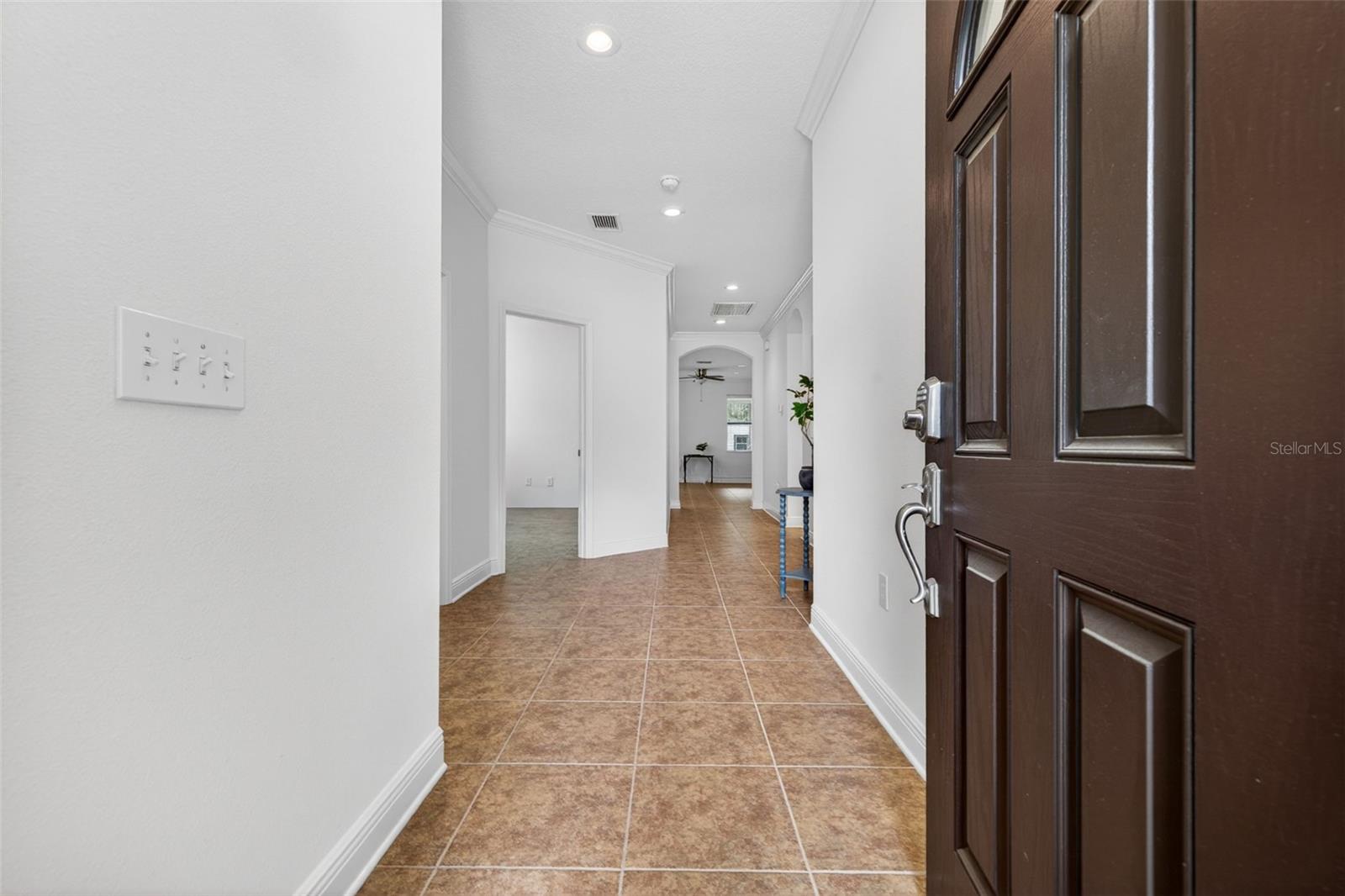 Image 6 of 33 For 3204 Marlin Avenue