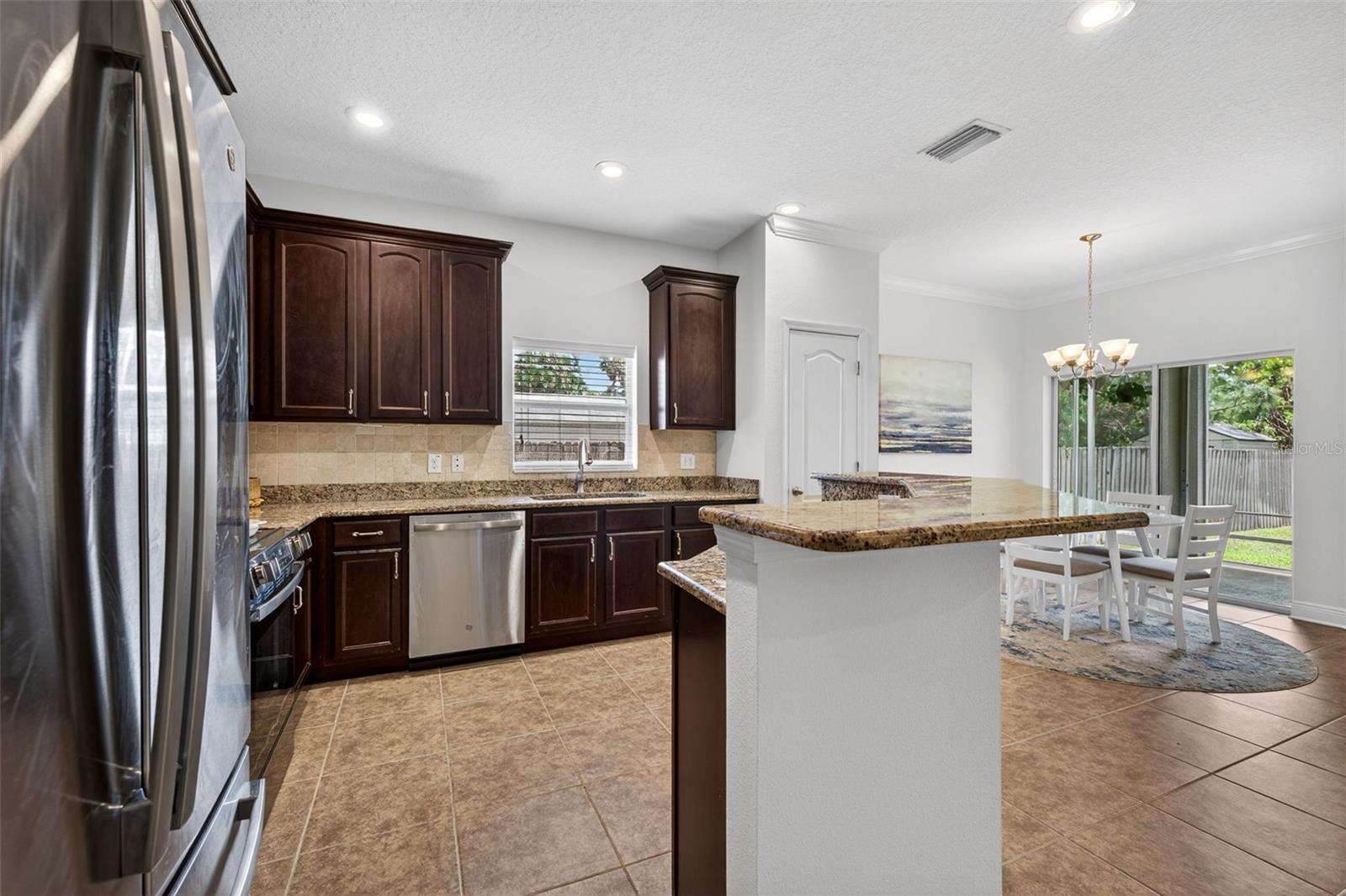 Image 9 of 33 For 3204 Marlin Avenue