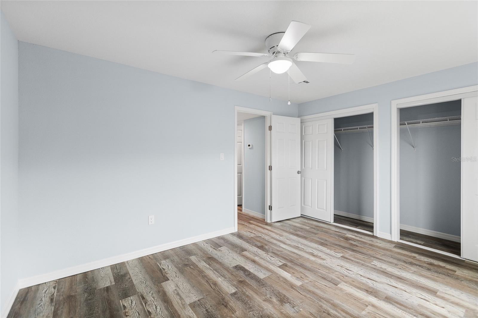 Image 17 of 32 For 4215 Bay Drive 1805b