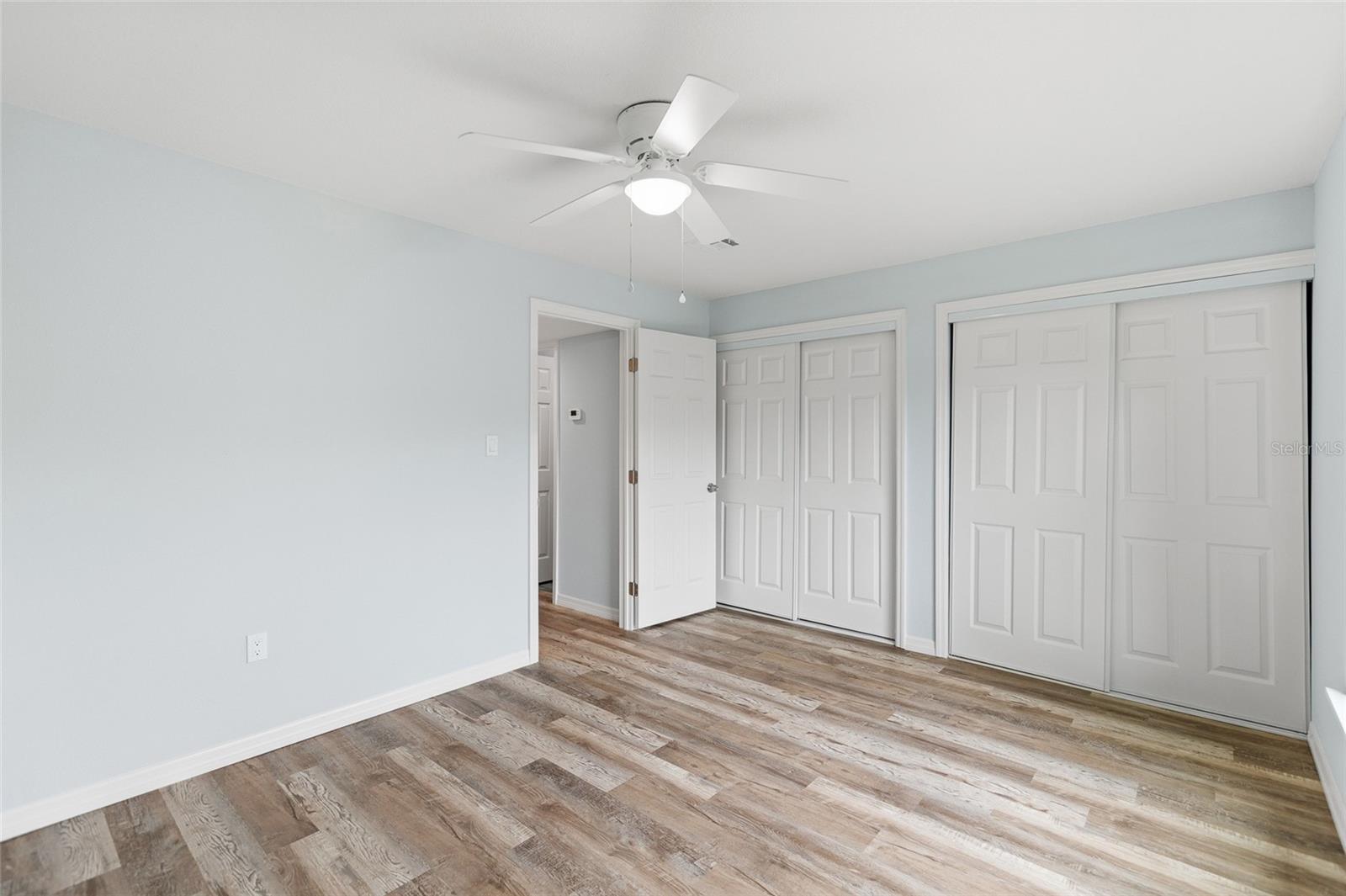 Image 20 of 32 For 4215 Bay Drive 1805b