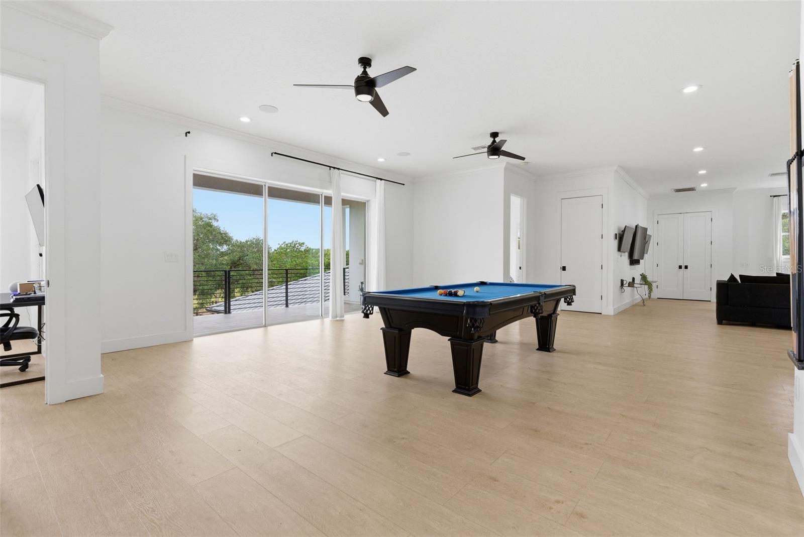 Listing photo id 50 for 8241 Cass Road