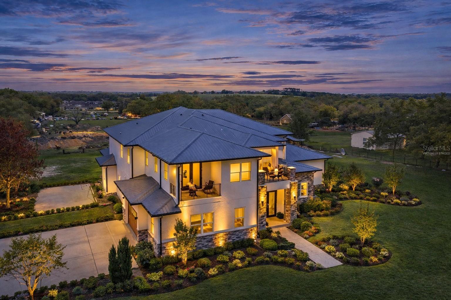 Listing photo id 4 for 8241 Cass Road