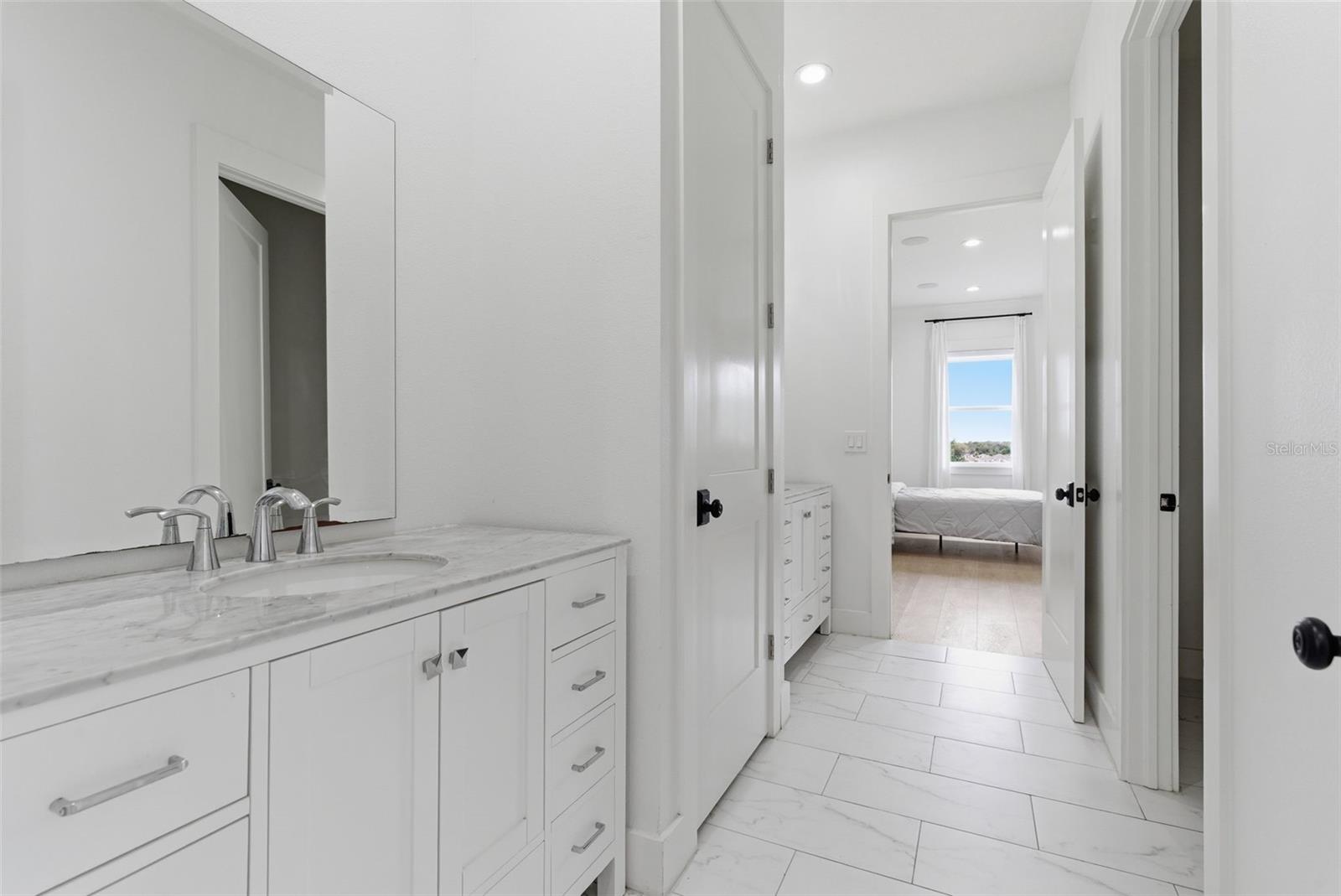 Listing photo id 70 for 8241 Cass Road