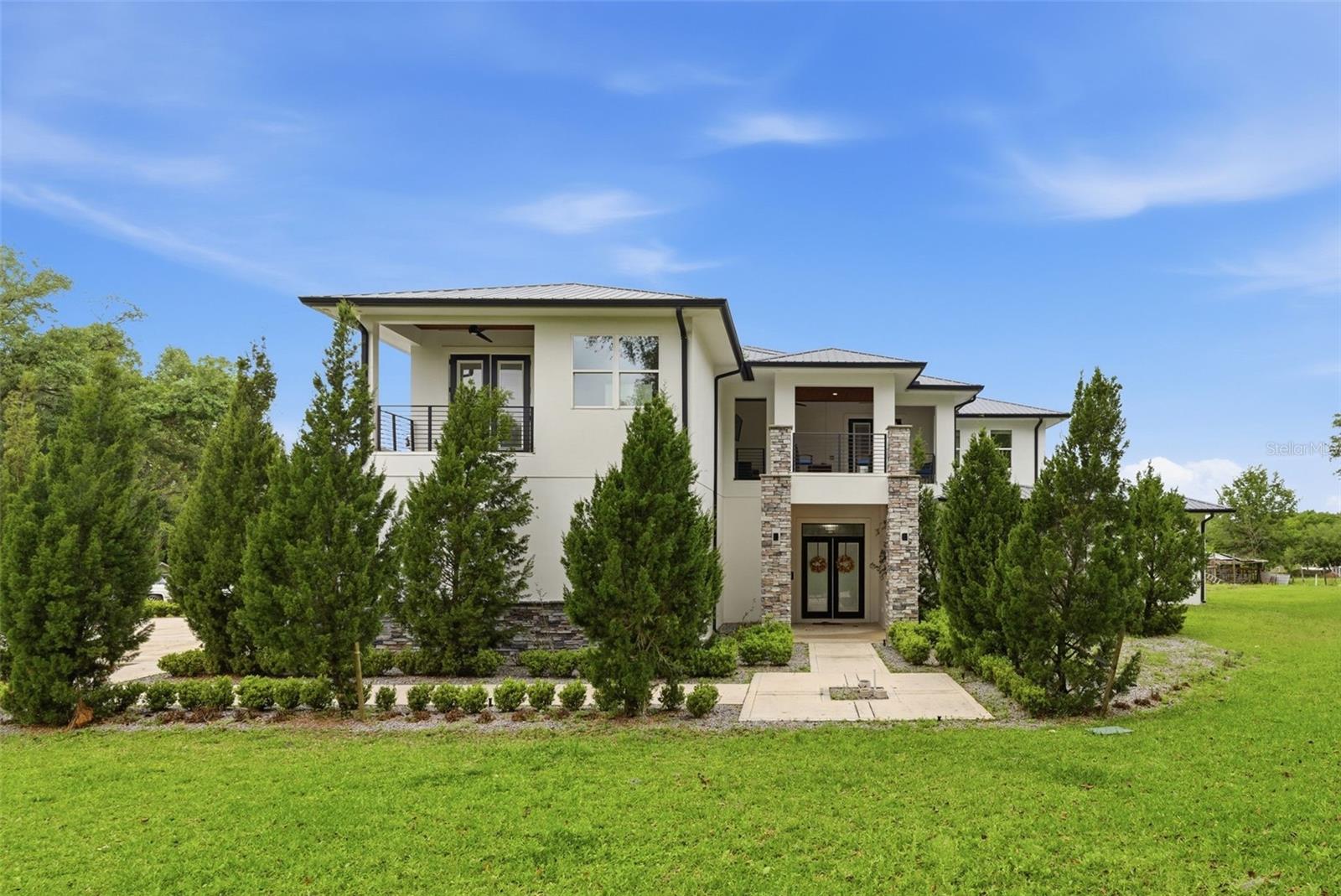 Listing photo id 6 for 8241 Cass Road