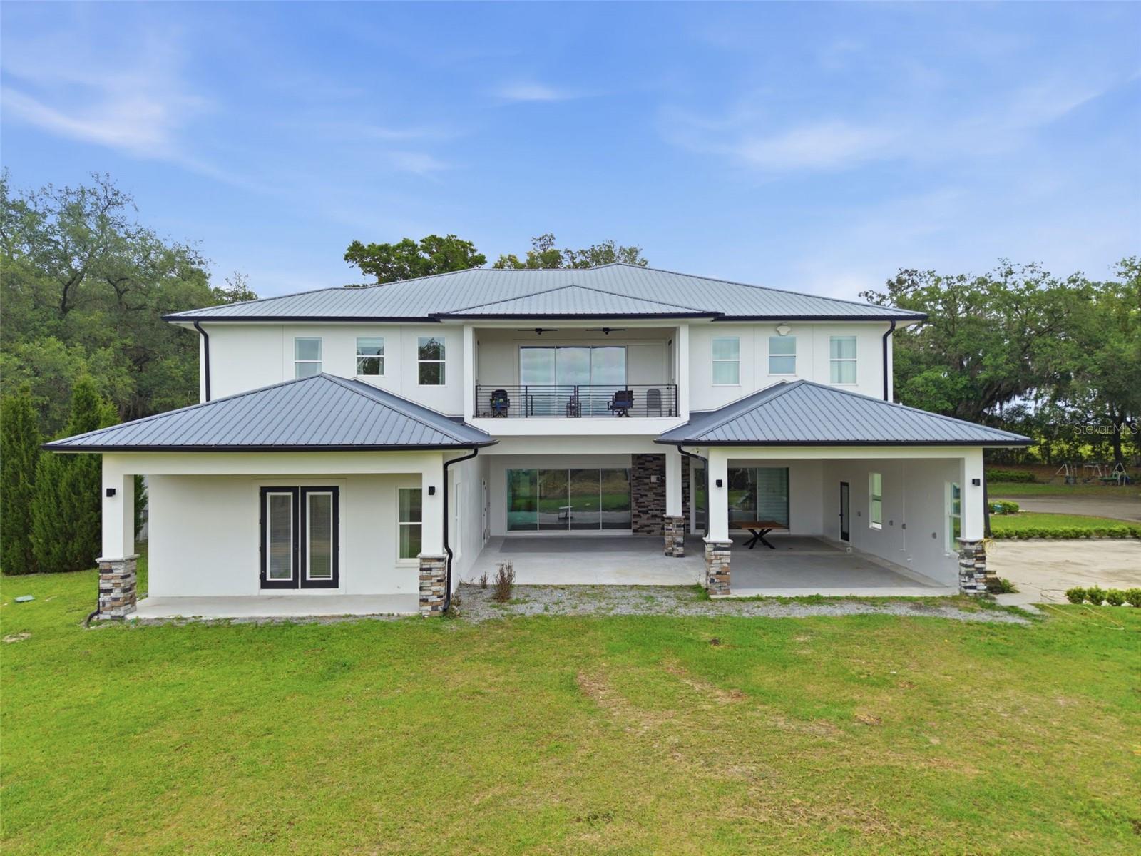 Listing photo id 79 for 8241 Cass Road