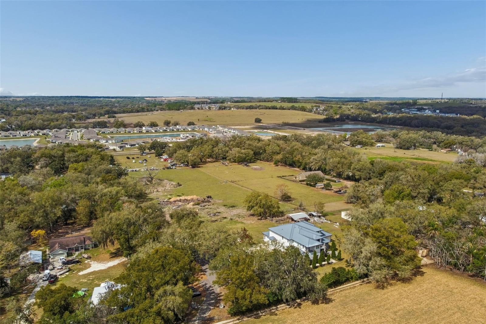 Listing photo id 87 for 8241 Cass Road