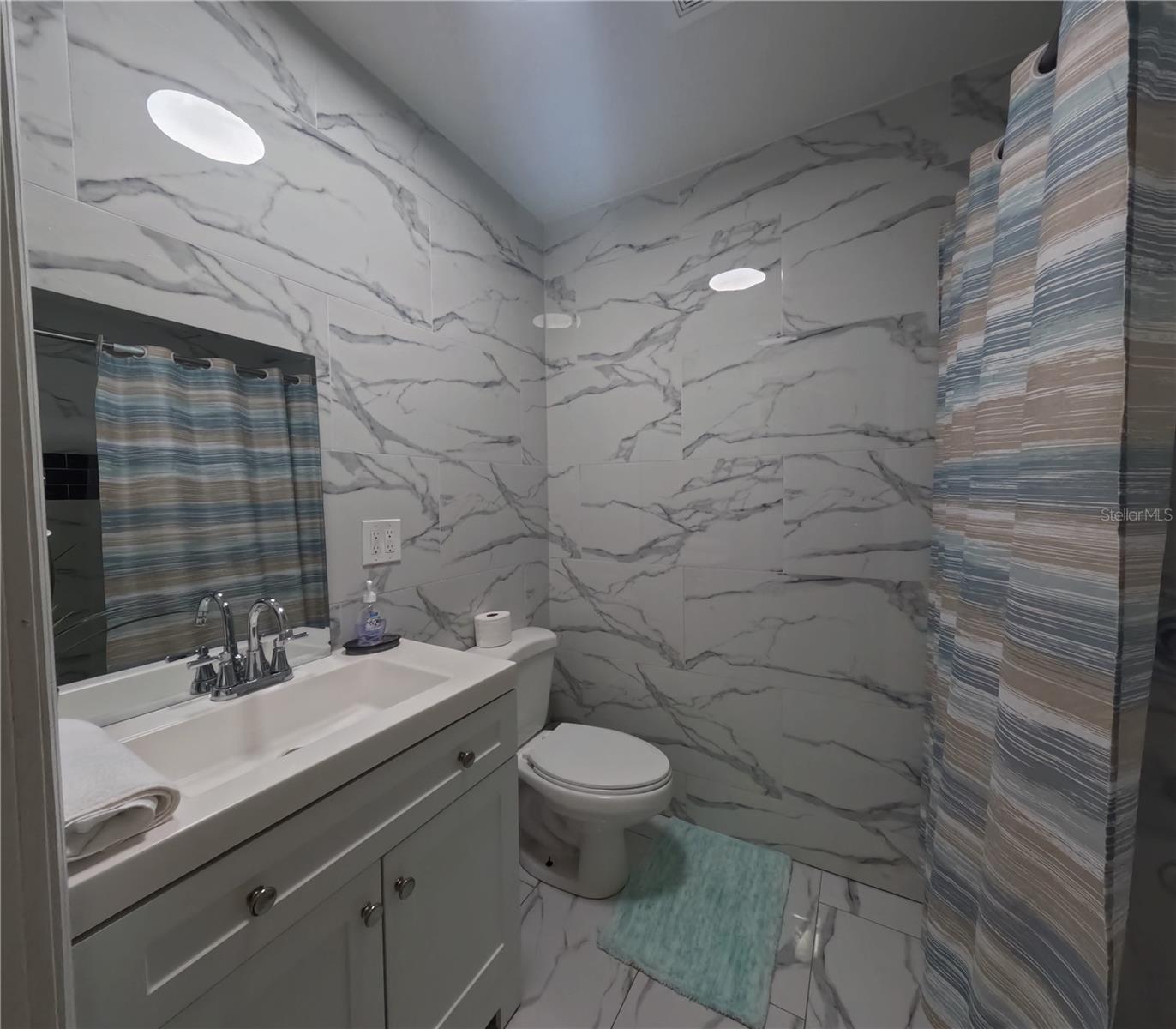 Image 24 of 76 For 8507 Brooks Street