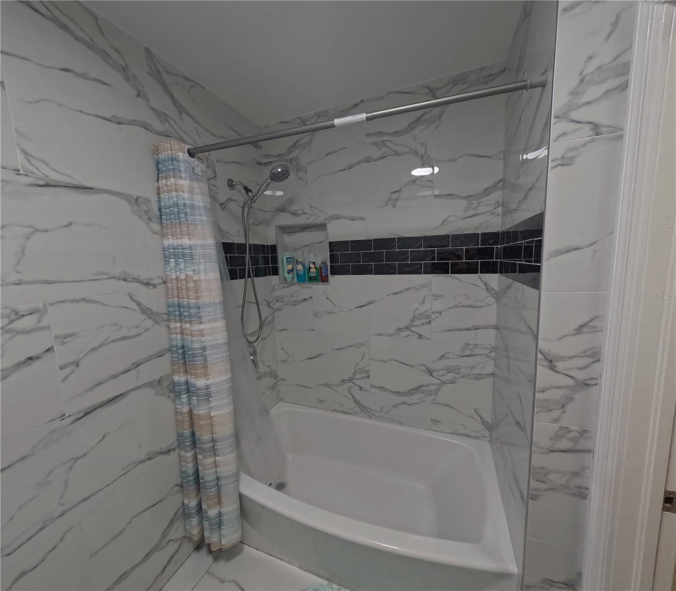 Image 25 of 76 For 8507 Brooks Street